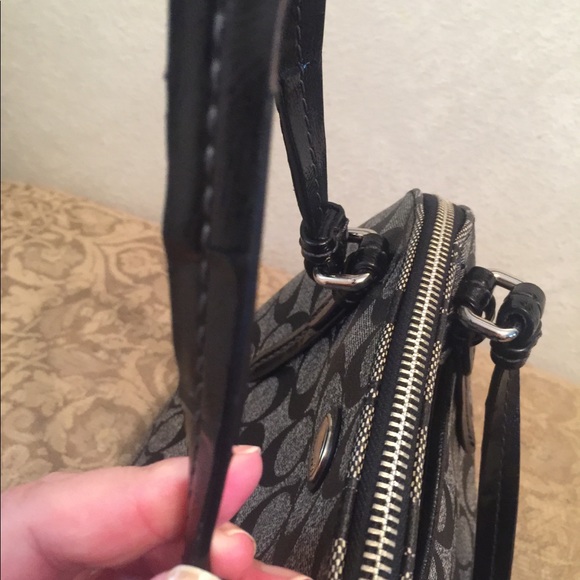 Coach Purse Black - Picture 6 of 8